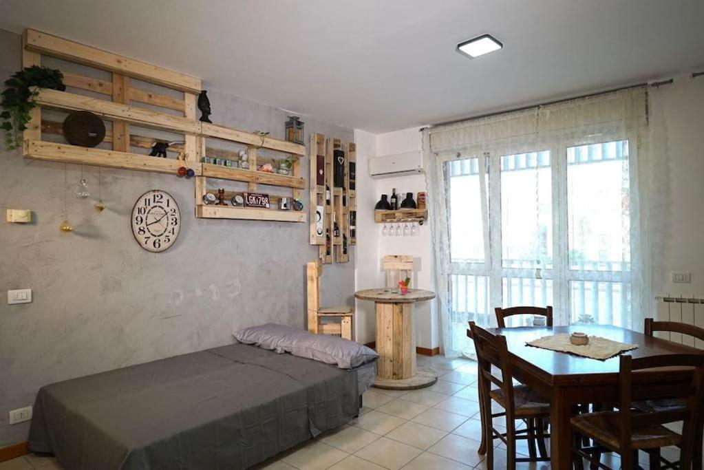 Sleep And Leave- Airport Fiumicino - Apartment Bagian luar foto